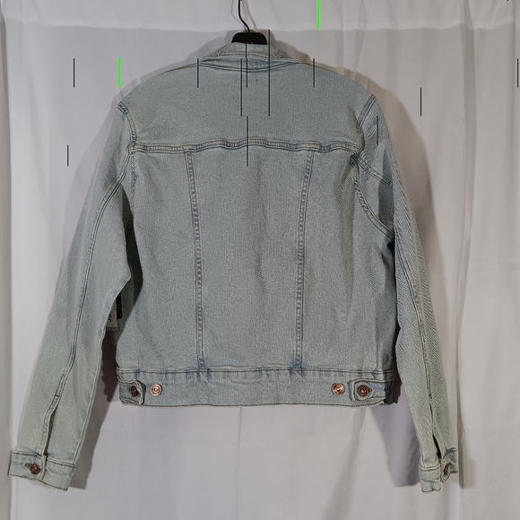 Lularoe NWT Womens Medium Harvey Denim Jacket Light Wash Blue Jean - Picture 9 of 11